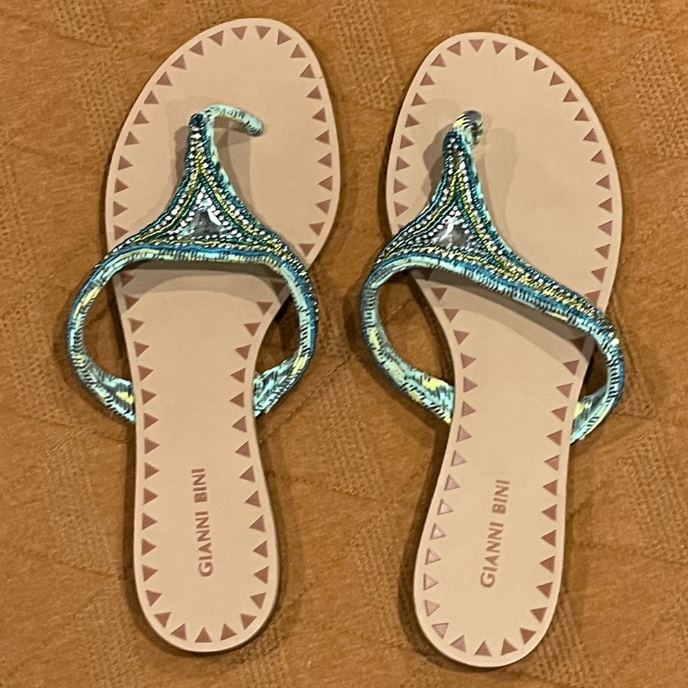 Size 10 Beaded Gianni Bini Womens Sandals